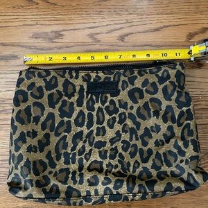Jo&Jo Australia- large makeup bag